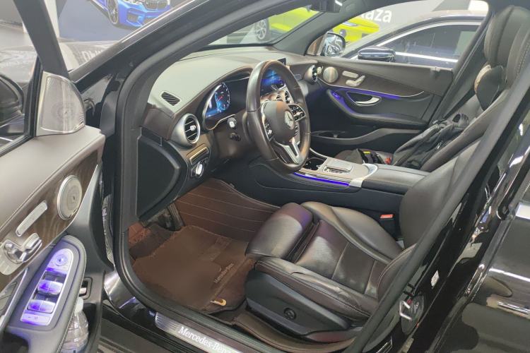 Used Mercedes-Benz GLC 2020 Facelift GLC 300 L 4MATIC Dynamic Edition