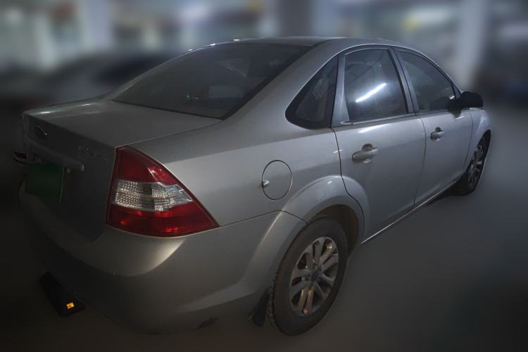 Used Ford Focus 2013 Sedan Classic 1.8L Manual Base Model