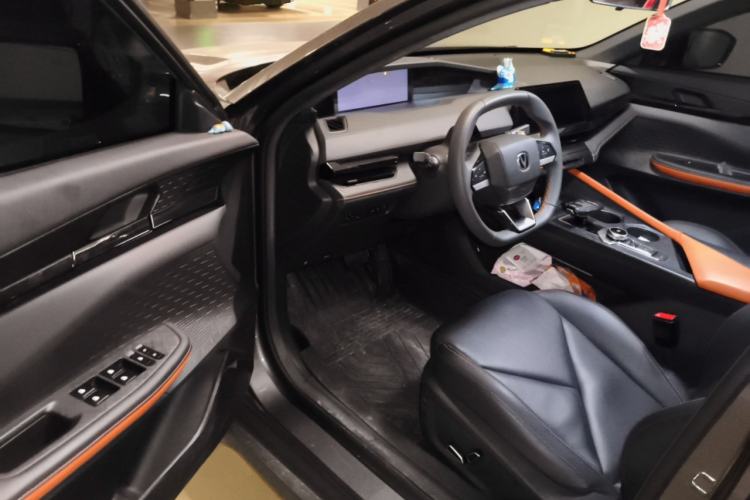 Used CHANGAN UNI-V 2022 1.5T Prestige Version Driver Seat