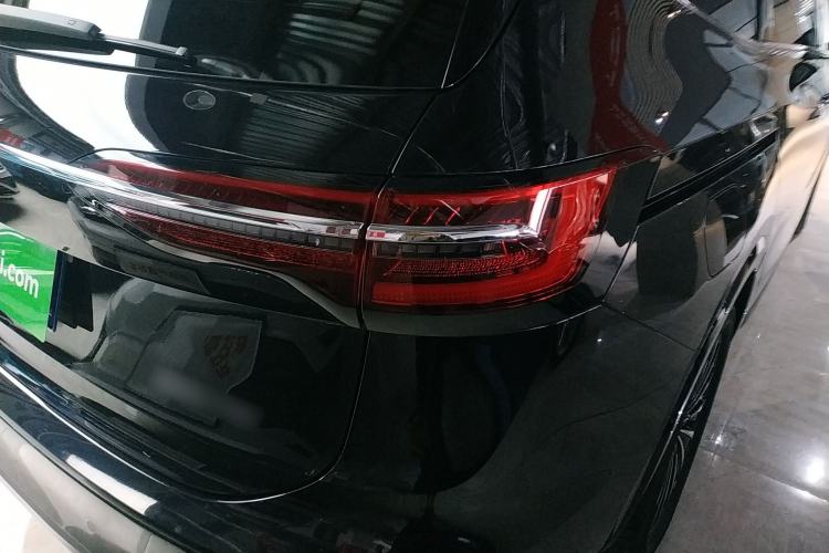 Used Volkswagen Viloran 2024 380TSI Premium Edition Exterior 6