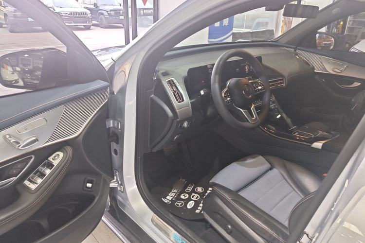 Used Mercedes-Benz EQC 2022-Year Restyled EQC 350 4MATIC

