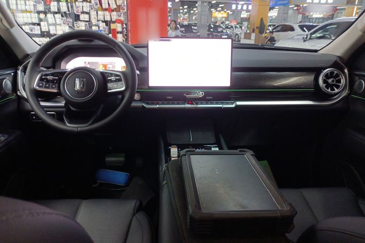 Used Tank 400 New Energy 2026 Model—Hi4-T Smart Enjoyment Version Center Console