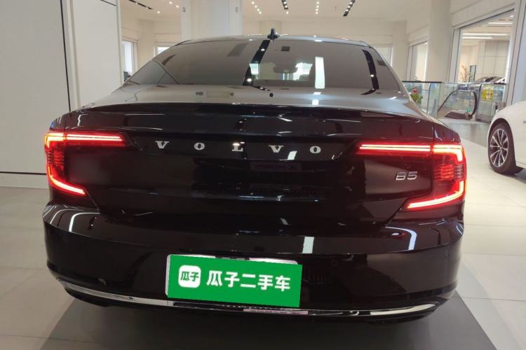 Used Volvo S90 2025 B5 Zhiyuan Luxury Edition