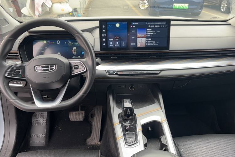 Used Geely Auto Emgrand L HiP 2022 1.5TD-DHT Pro 100KM Super Clean