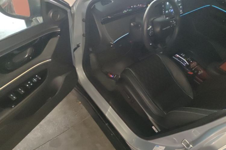 Used Honda e:NP2 2024 Advanced Edition Driver Seat