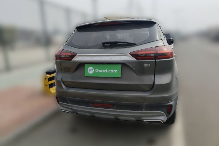 Used Geely Auto Emgrand X7 Sport 2021 Million Edition 1.8TD Manual Two-Wheel Drive Comfort Model Rear