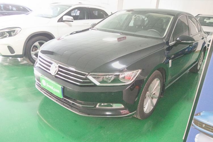 Used Volkswagen Magotan 2017 280TSI DSG Leading Edition