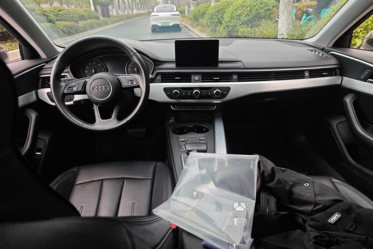 Used Audi A4L 2019 40 TFSI Ambition China VI