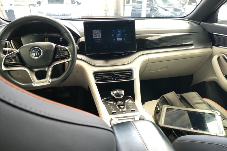 Used BYD Song PLUS New Energy 2021 DM-i 110KM Flagship PLUS Center Console