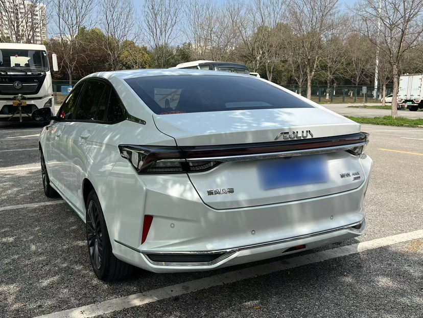 Dongfeng Aeolus Yixuan MAX 2023 1.5T Super-Powered Dad Edition — снимка 8