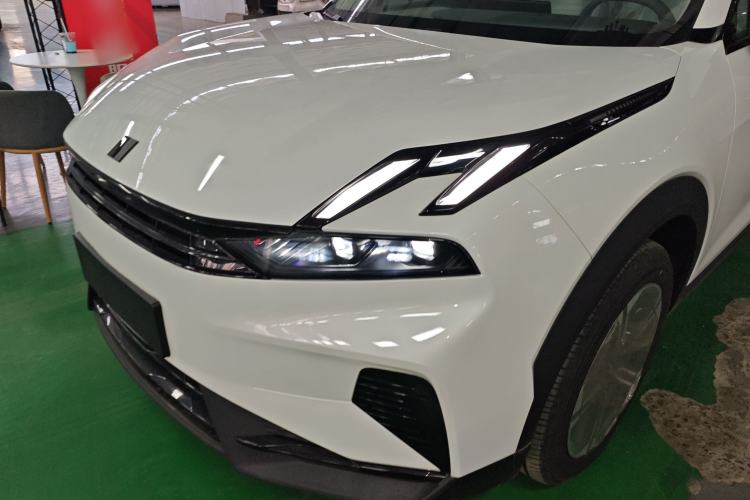 Used Lynk & Co 06 EM-P 2023 EM-P 56 Standard Range Pro Left Front Headlight