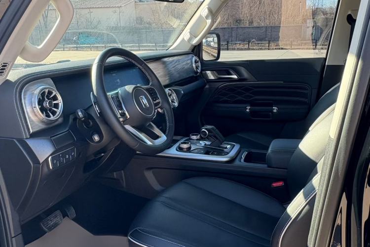 Used Tank 300 2021 City Edition 2.0T—Truly Stylish
