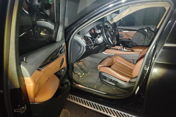 Used BMW X6 2015 xDrive28i
