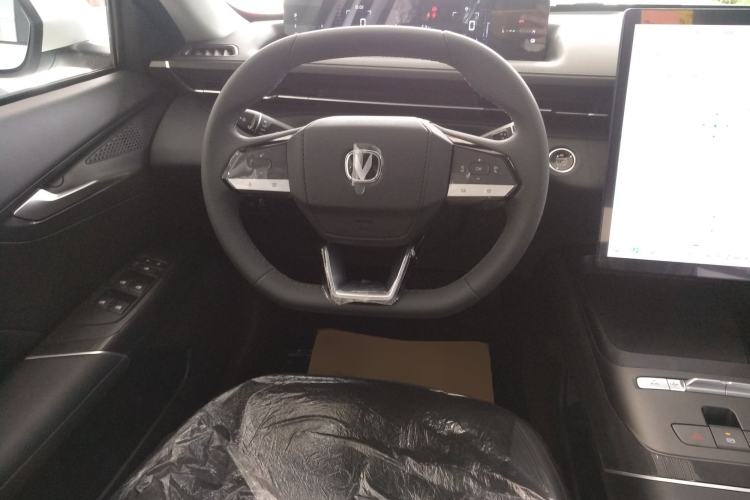 Used CHANGAN Eado PHEV 2025 Smart New Blue Whale 145KM High-Energy Edition Steering Wheel