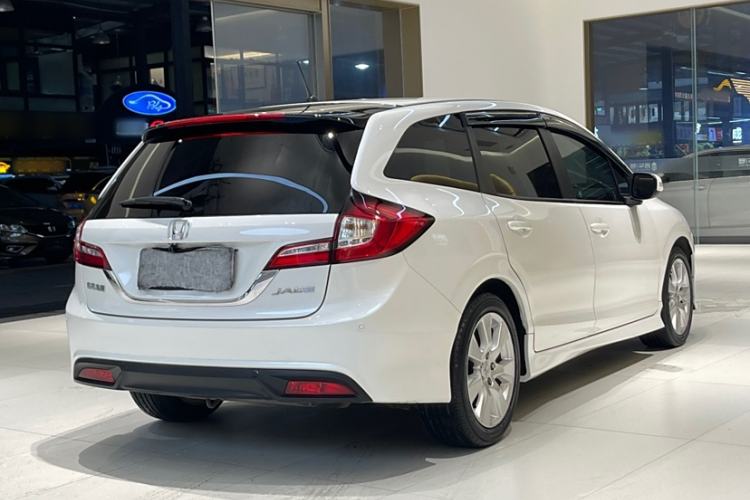 Used Honda Jade 2016 1.8L Automatic Comfort Version 5 Seats
