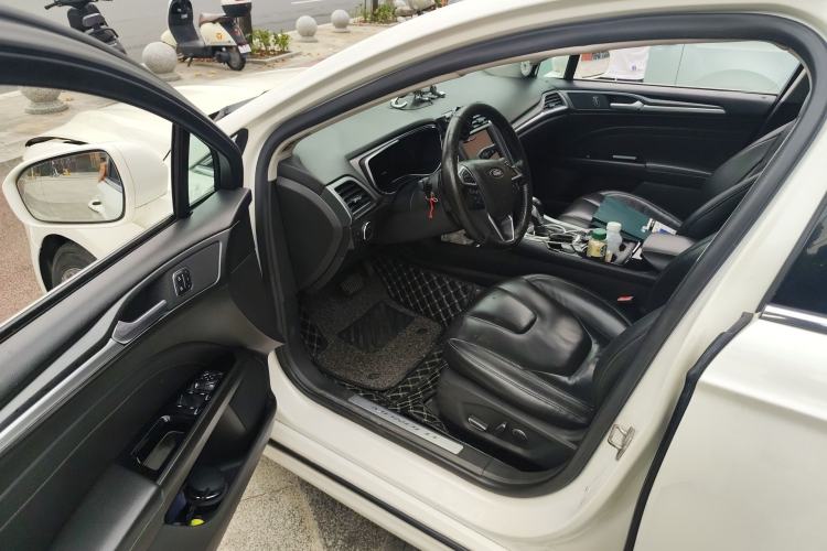 Used Ford Mondeo 2013 2.0L GTDi240 Luxury Sport Model Driver Seat