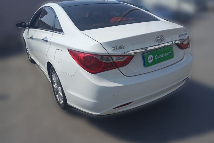 Used Hyundai Sonata 2011 2.0L Automatic Luxury Edition