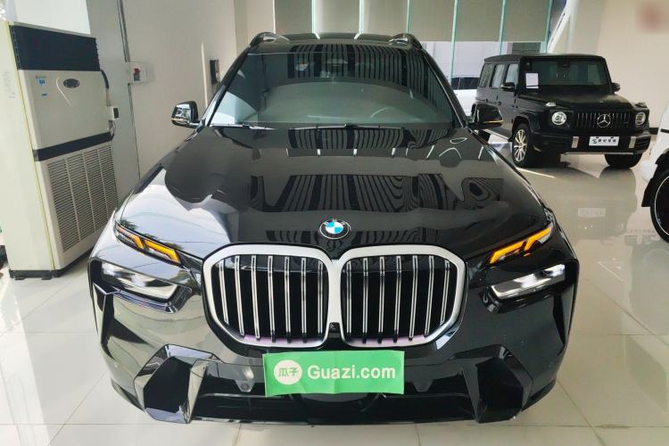 Used BMW X7 2023 xDrive40i Luxury M Sport Package
