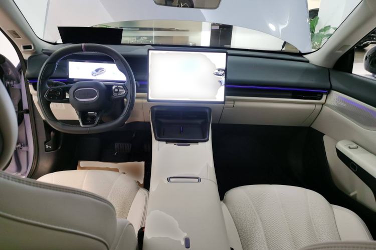 Used Lynk & Co 07 2024 EM-P 126 Long-Range Intelligent Driving Ultra