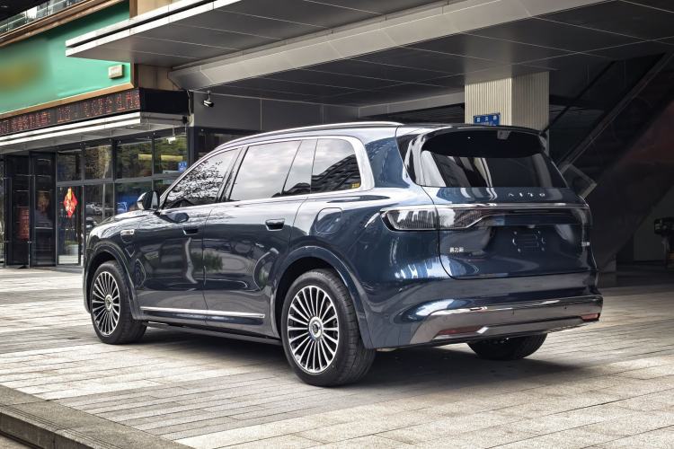 Used Hima AITO M8 2025 Extended-Range Max+ Version 53.4 kWh 6-Seater Edition