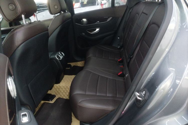 Used Mercedes-Benz GLC 2017 GLC 260 4MATIC Luxury Model