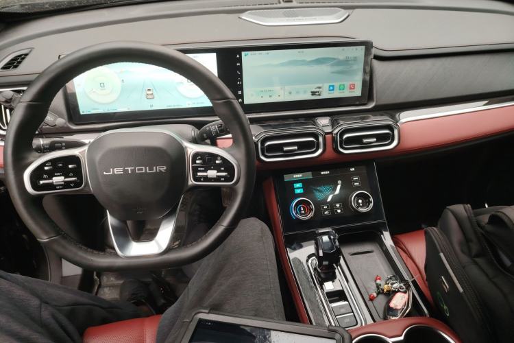 Used JETOUR X70 PLUS 2025 1.5T ZhiZhen Pailong Edition 7-Seater