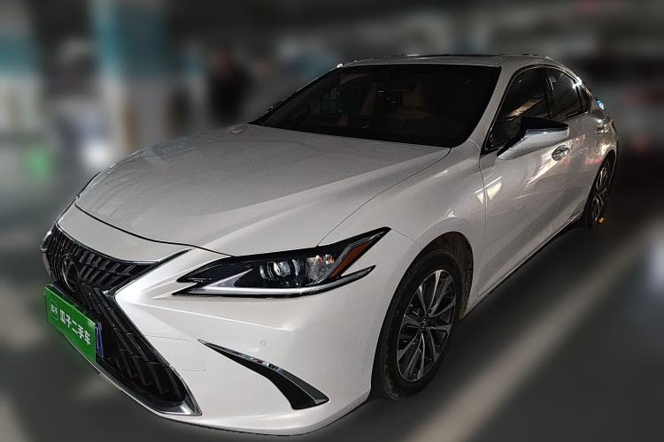 Used Lexus ES 2022 200 Excellence Edition