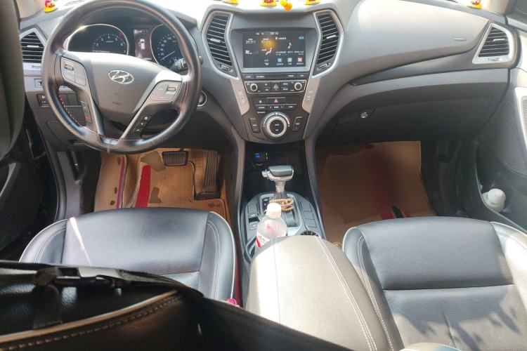 Used Hyundai Santa Fe 2017 2.4L Automatic Two-Wheel Drive Smart Version 5 Seats