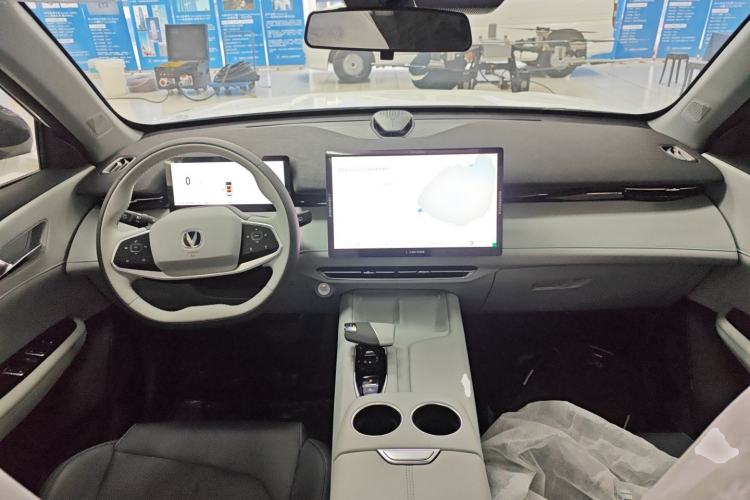 Used Changan UNI-Z New Energy 2025 Model, Smart New Blue Whale 125km Battleship+ Version
