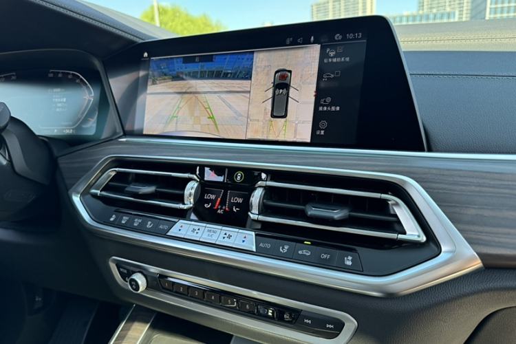 Used BMW X5 2022 Restyled xDrive 40Li M Sport Package
