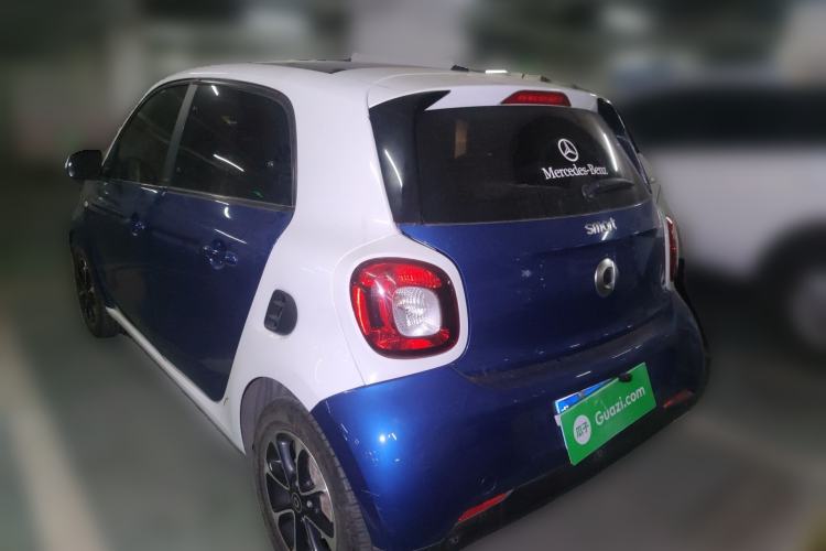 Used smart forfour 2016 1.0L 52 kW Passion Edition Rear Left 45 Deg