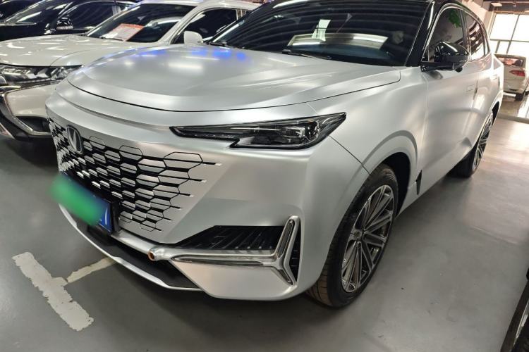 Used CHANGAN UNI-K 2023 2.0T Two-Wheel Drive Yue Ling Trim