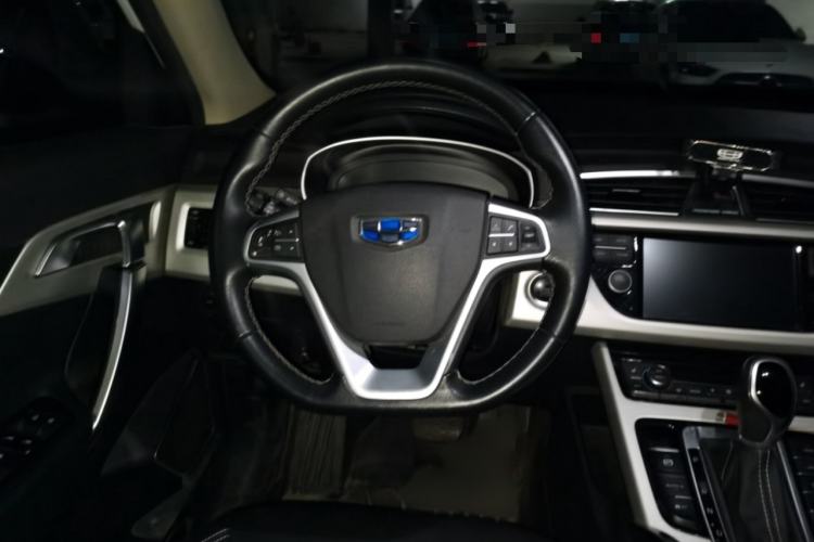 Used Geely Auto Emgrand X7 Sport 2018 1.8TD Automatic Two-Wheel Drive Smart Connect 4G Internet Edition Steering Wheel