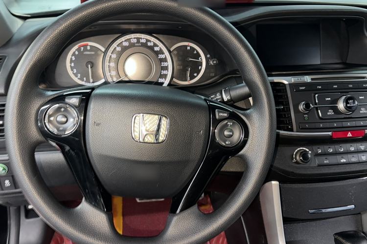 Used Honda Accord 2016 2.0L Comfort Edition Interior 2