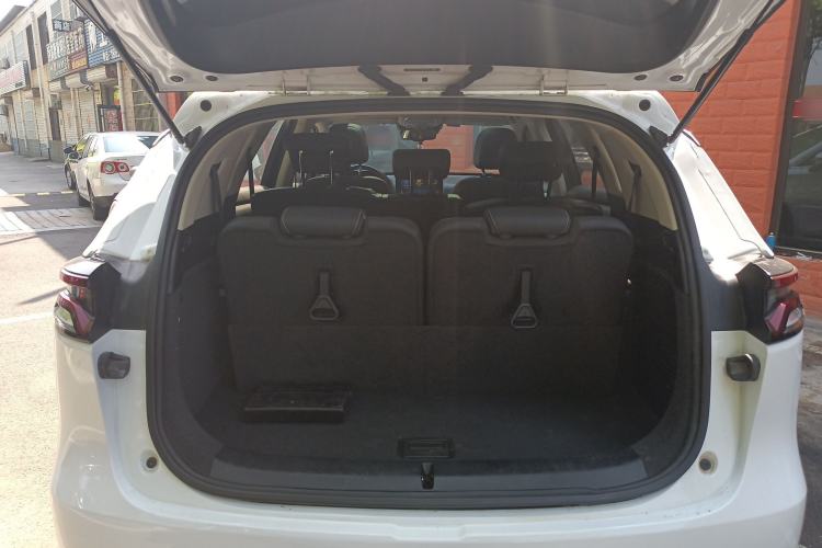 Used BYD Tang 2018 2.0T Automatic Smart Connect Prestige 7-Seater China V Standard Trunk