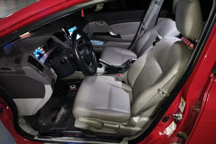 Used Honda Civic 2012 1.8L automatic comfort version
