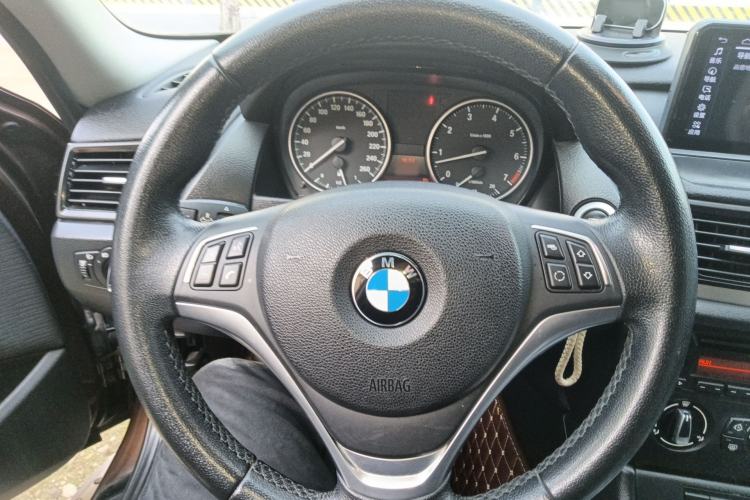 Used BMW X1 2014 sDrive18i Fashion Model
