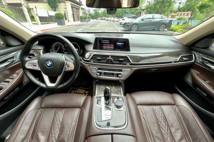 Used BMW 7 Series 2016 730Li Luxury Model