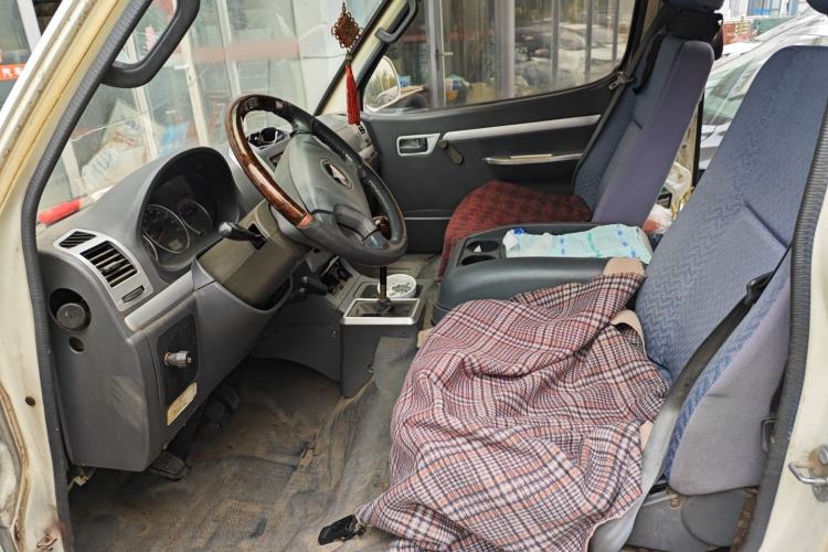 Used Foton Scenic 2010 2.0L Express Classic Short-Wheelbase Low-Roof 491EQ4A
