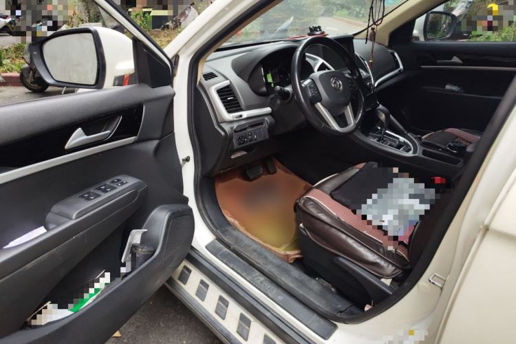 Used Dongfeng Aeolus AX7 2015 2.0L Automatic Zhiyi Trim
