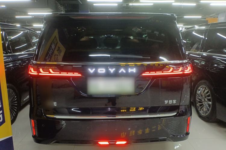 Used VOYAH Dream 2025 PHEV Four-Wheel-Drive Flagship Kunpeng Edition
