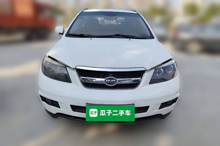 Used BYD S6 2014 1.5TI Manual Luxury 5-Seater Front