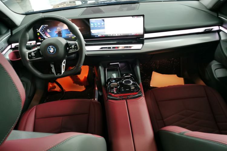 Used BMW i5 2025 eDrive 40L M Sport Package