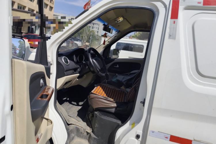 Used CHANGAN KAICHENG Ruixing EM80 2022 Flat Roof with Liftgate 2 Seats 60kW 41.86kWh Driver Seat