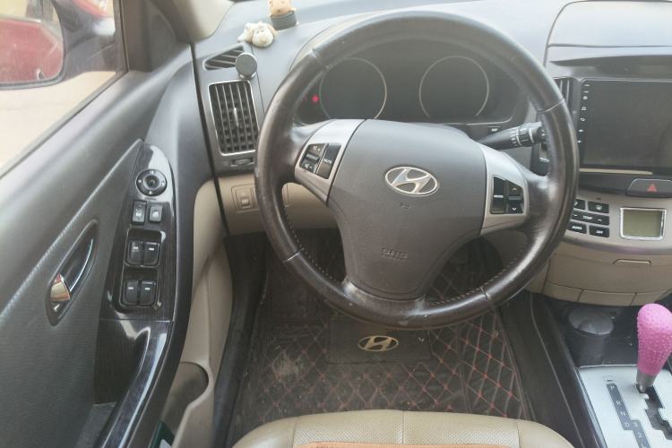 Used Hyundai Celesta 2011 1.6L Automatic Luxury Version
