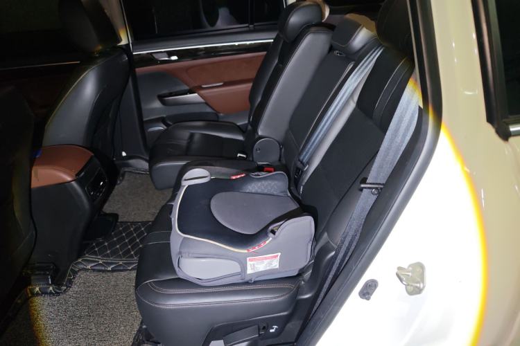 Used GAC Trumpchi GS8 2017 320T Four-Wheel Drive Luxury Smart Connectivity Version (7 Seats)