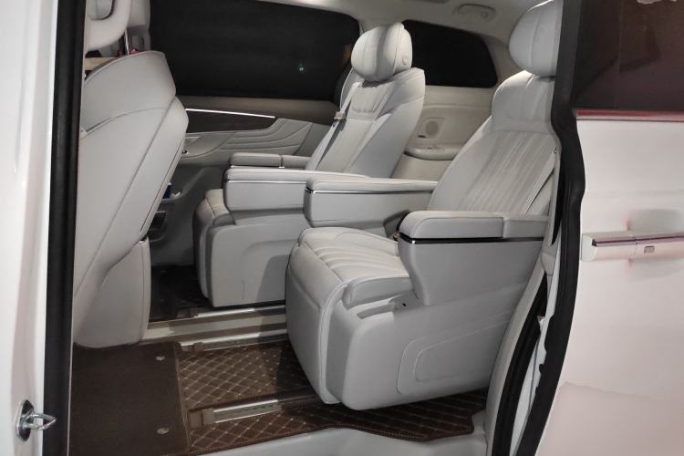 Used Roewe iMAX8 2023 400TGI Comfort Edition