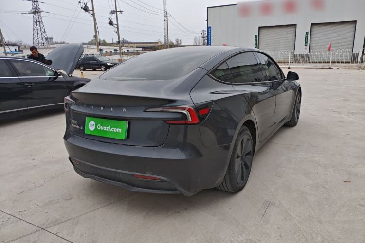 Used Tesla Model 3 2023 Rear-Wheel-Drive Version
