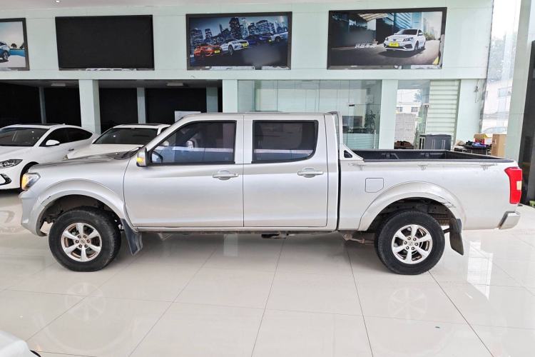 Used Dongfeng Ruichi 2021 2.4T Diesel Two-Wheel Drive Business Edition Long Cargo Bed YCY24165-61
