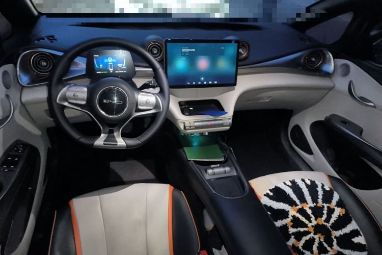 Used BYD Dolphin 2021 405 km Fashion Edition
